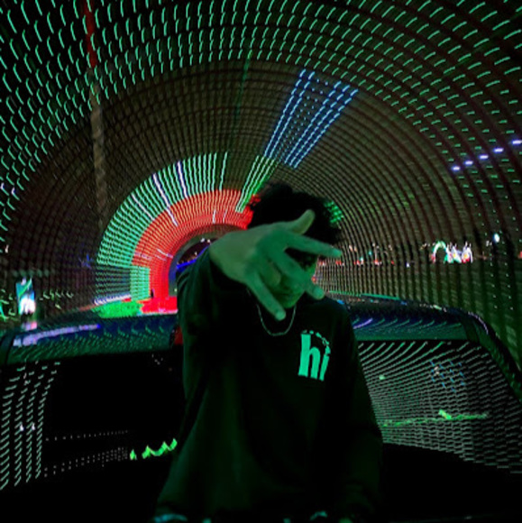 Meet your Posher, Sinna_mon_suga - Picture 1 of 1